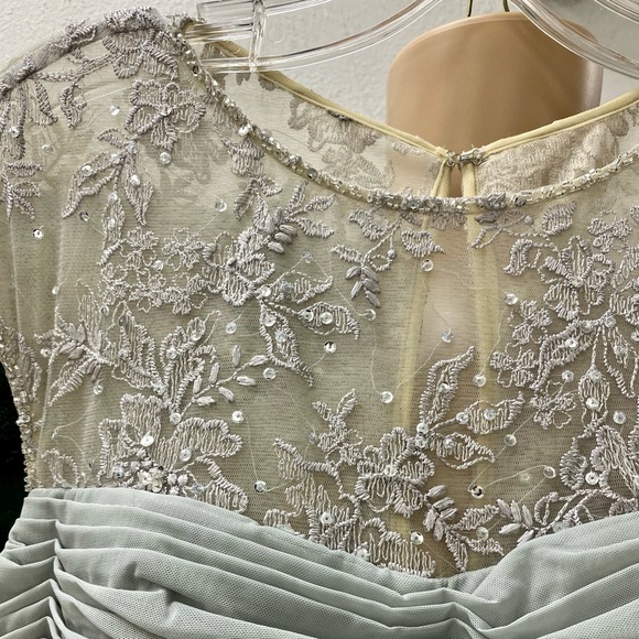 Montage by Mon Cheri formal - Picture 8 of 13